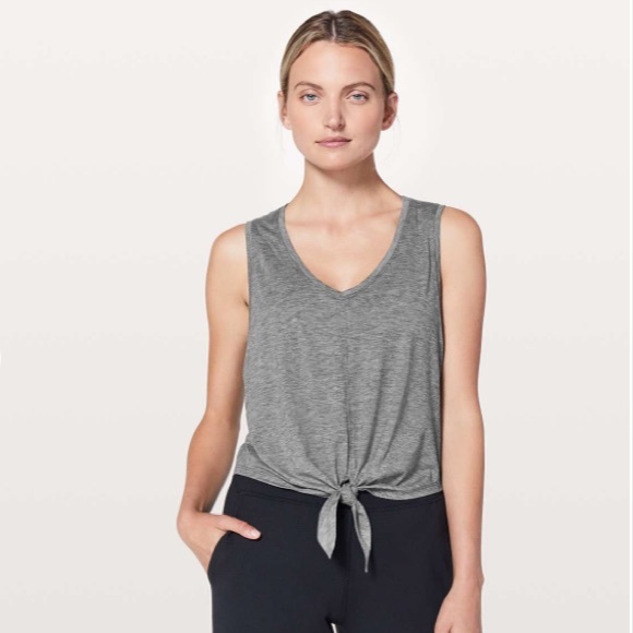 Lululemon Knot Gonna Fly Tank - Picture 1 of 8